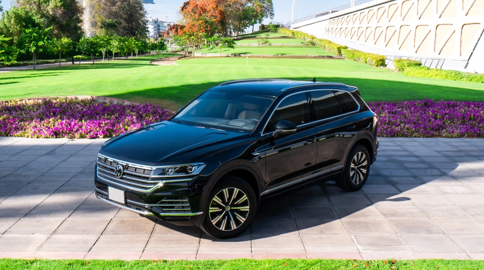 Picture Volkswagen Touareg 2023-2024 